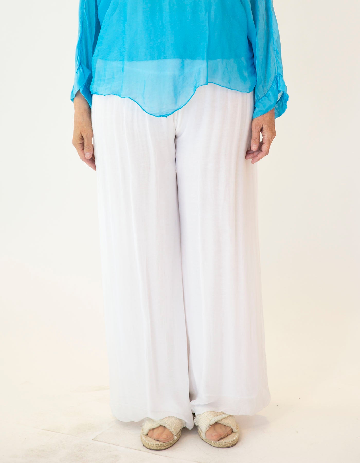 Aniera Pant