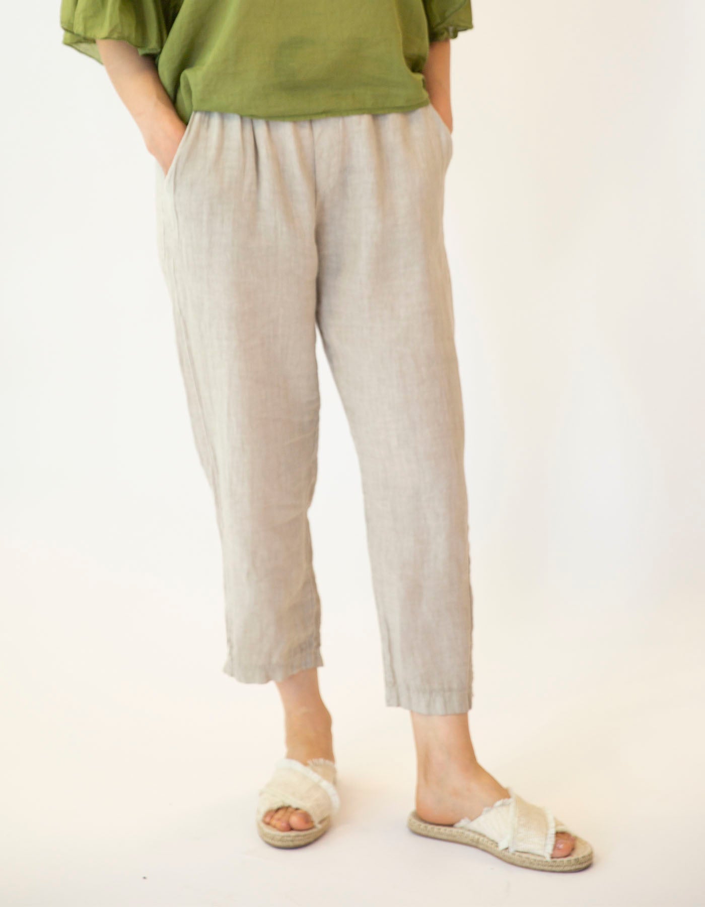 Celia Linen Cropped Pant