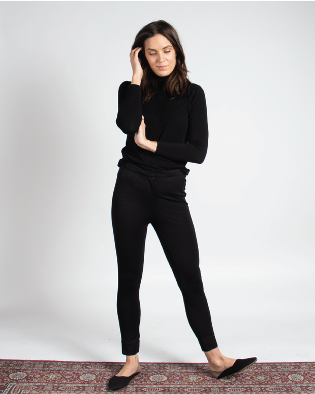 THE CORE CROPPED TROUSER IN BLACK PDR