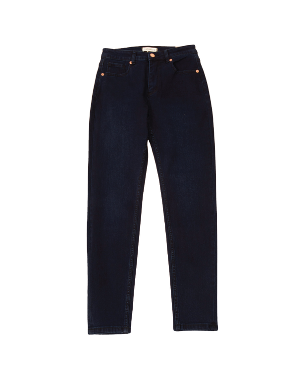 THE CORE DENIM JEANS IN DARK WASH